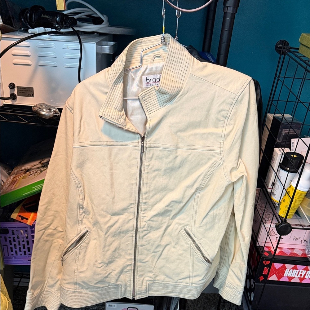 Bradley Women's Cream Bomber Jacket